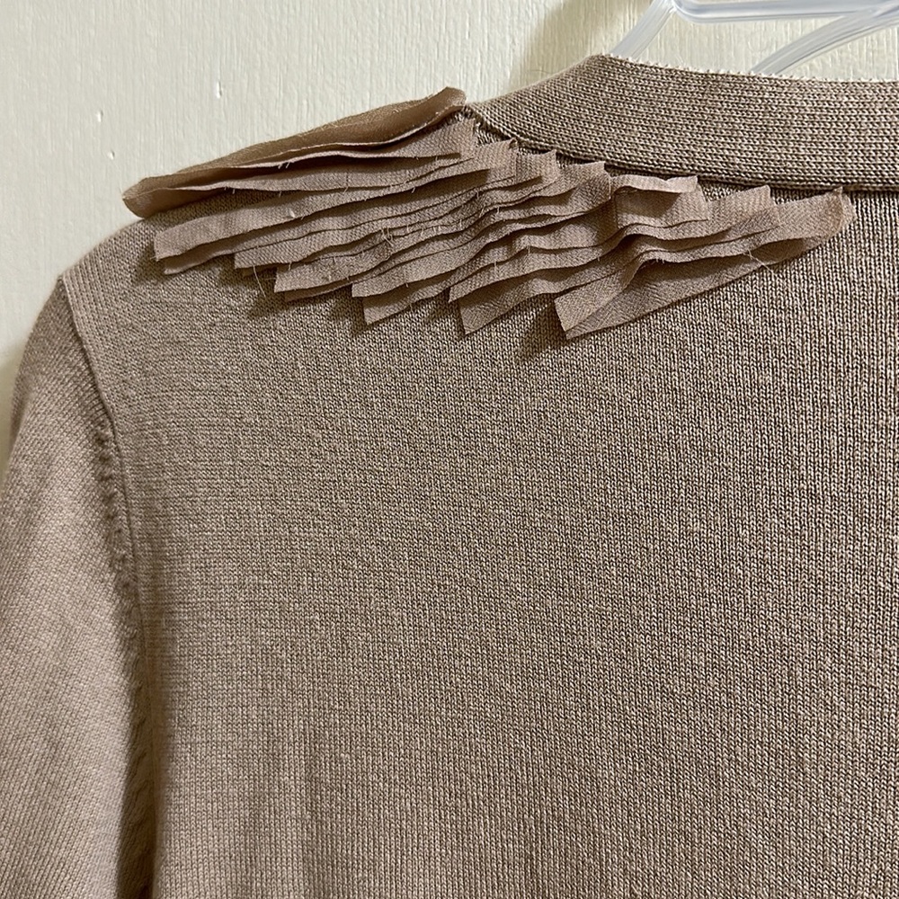 Beautiful ANTONIO MELANI Tan Sweater - Picture 7 of 11